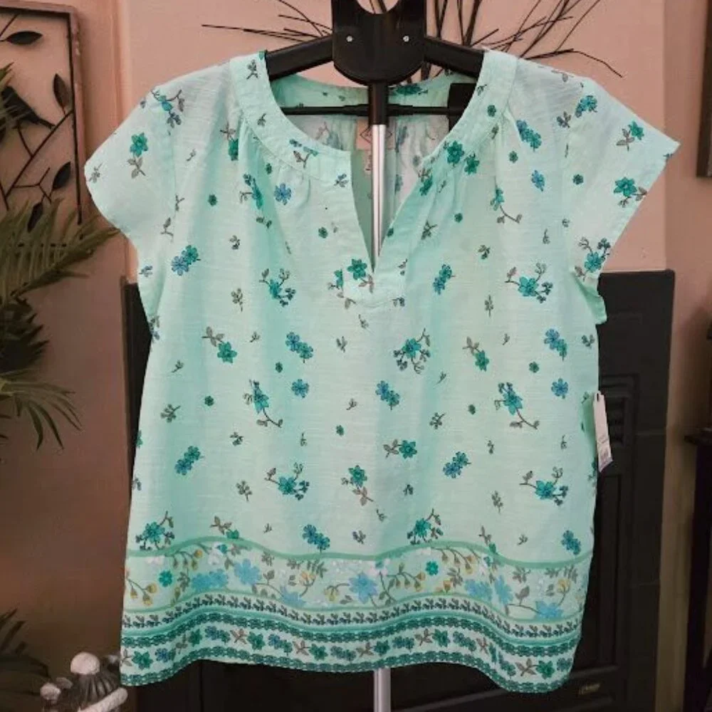 NWT St Johns Bay sz Petite Large PL floral print top - Picture 1 of 3